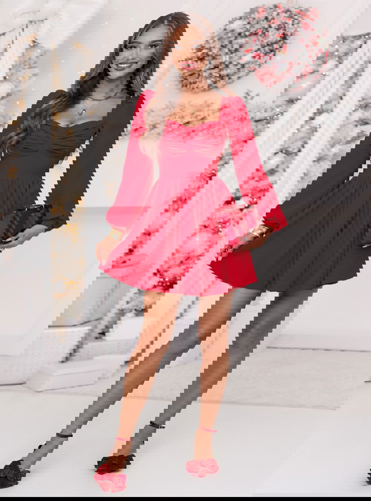 Malinowa rozkloszowana świąteczna...