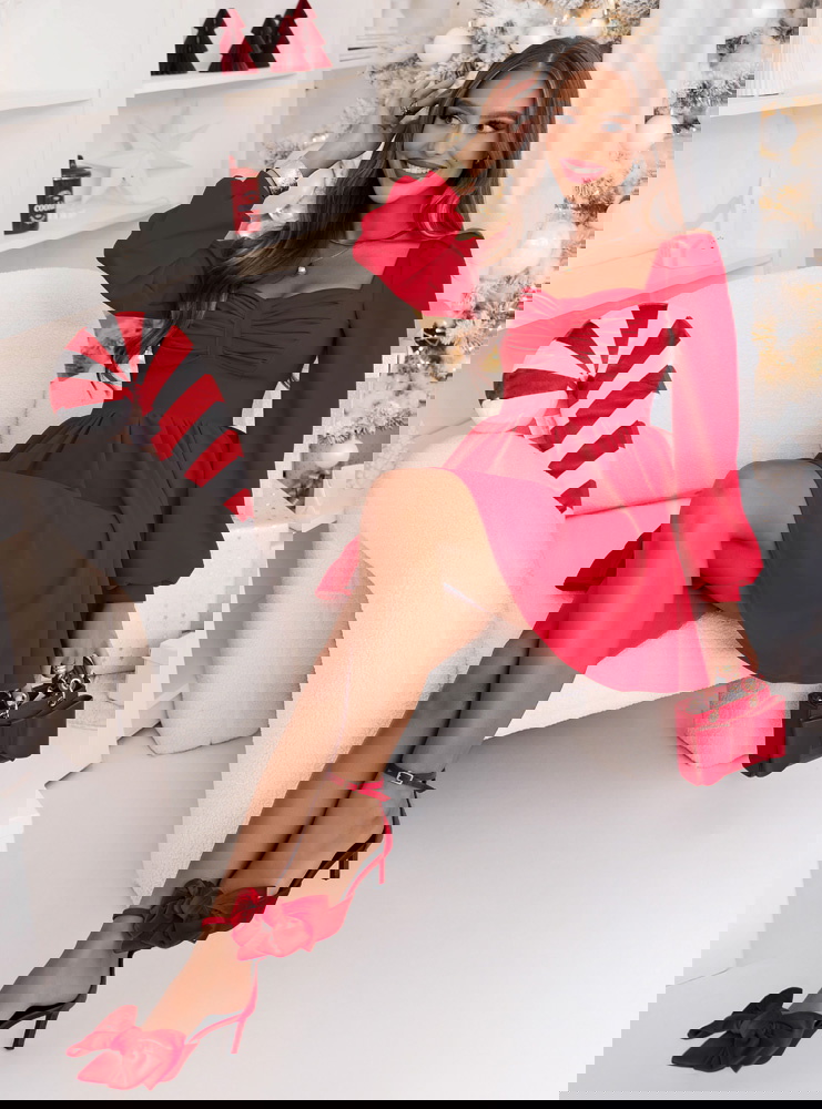 Malinowa rozkloszowana świąteczna...