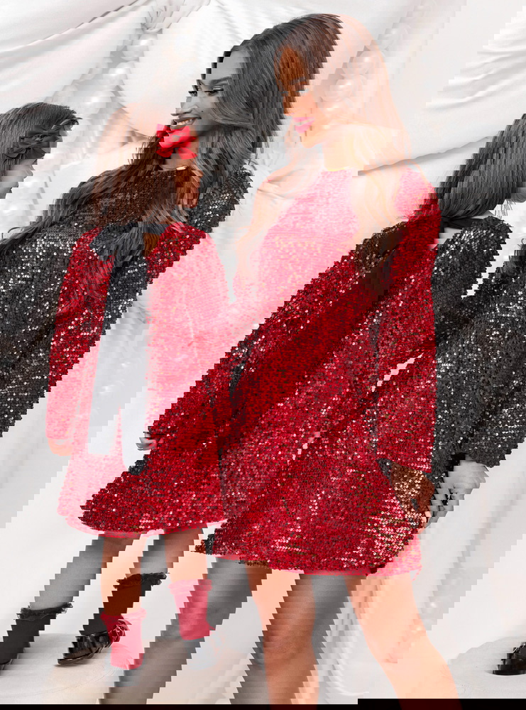 Malinowy zestaw cekinowych sukienek...