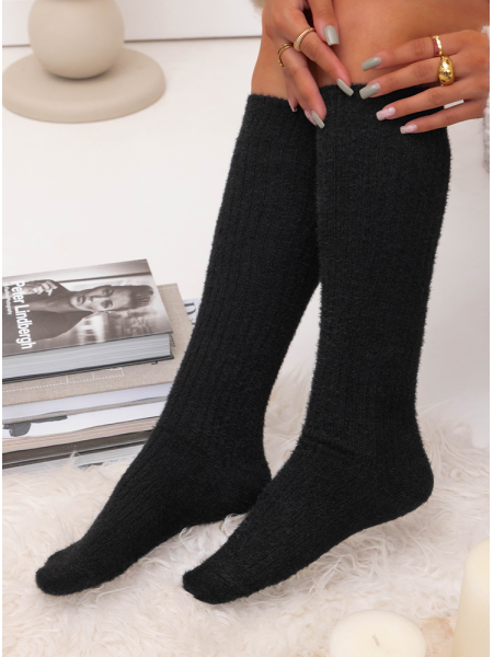 Czarne prążkowane... 2