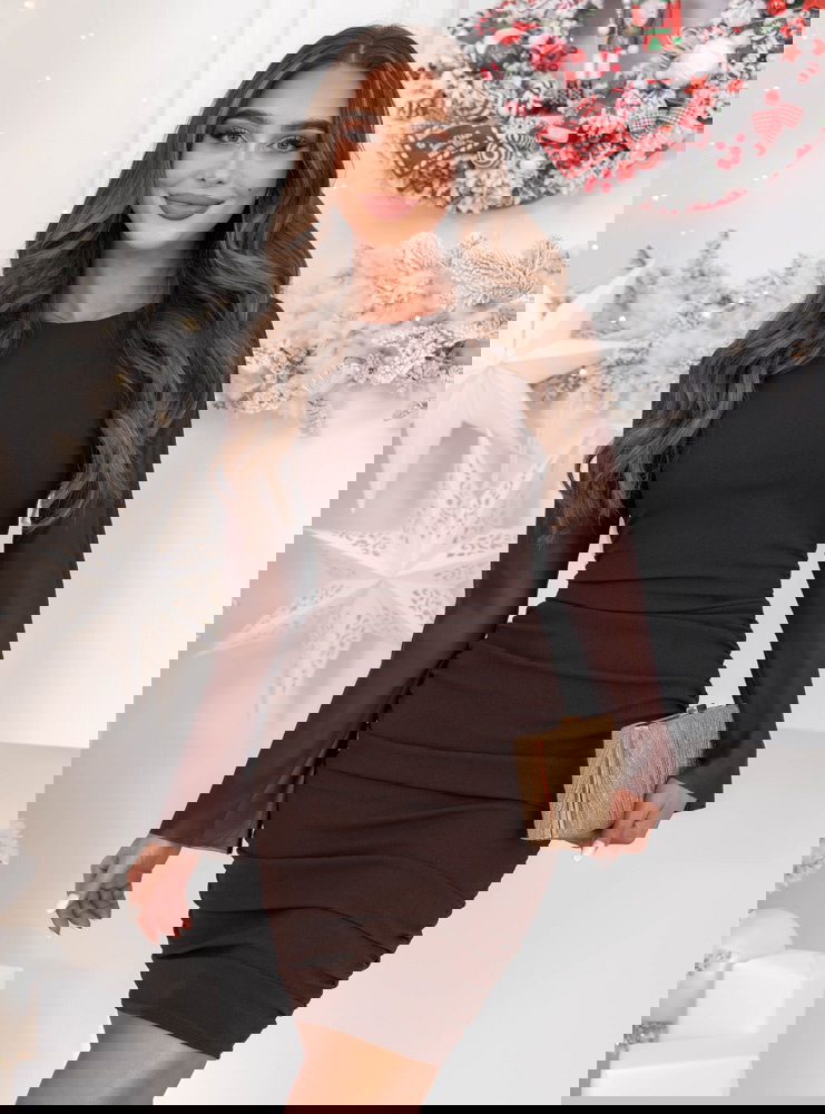 Czekoladowa dopasowana sukienka na...