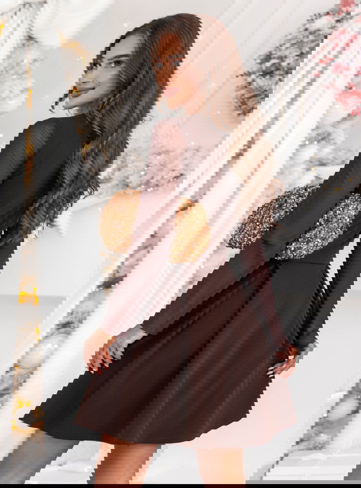 Czekoladowa rozkloszowana świąteczna...