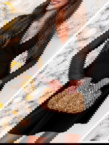 Czarna rozkloszowana... 2