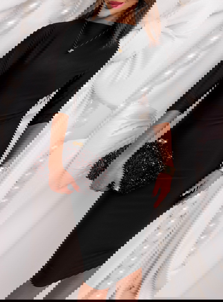 Czarna dopasowana świąteczna sukienka...