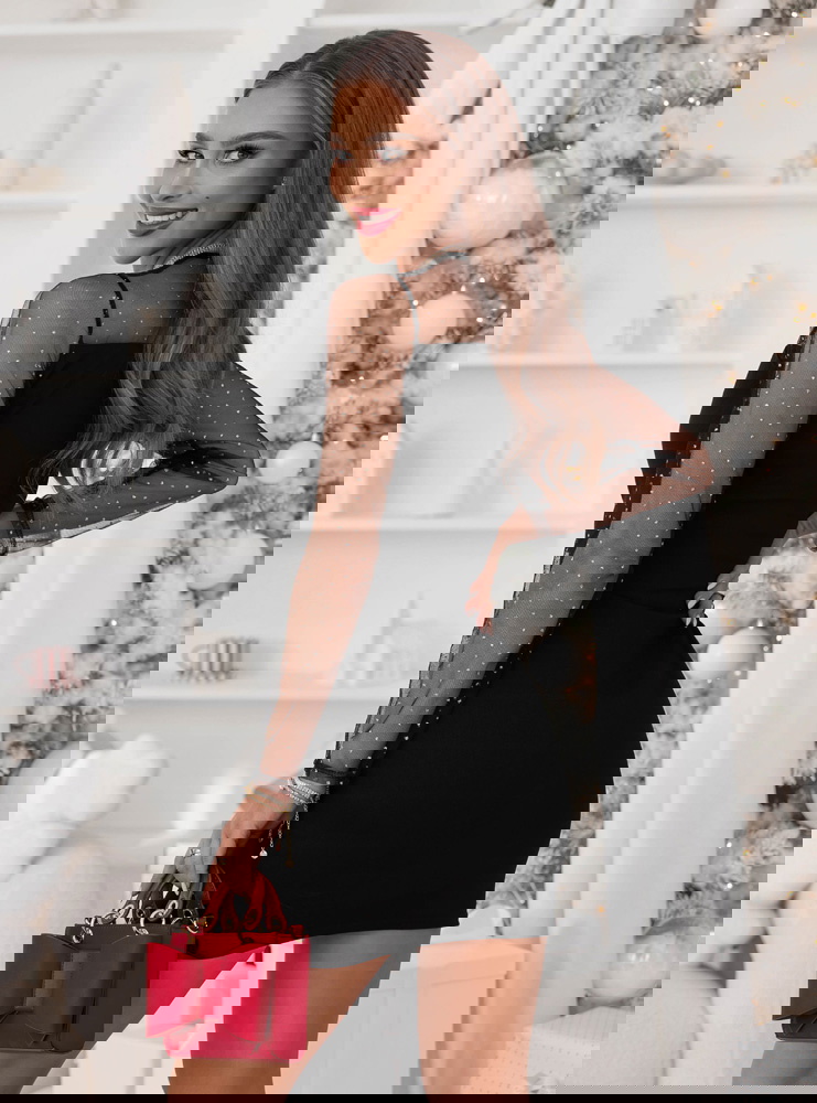 Czarna świąteczna sukienka z...