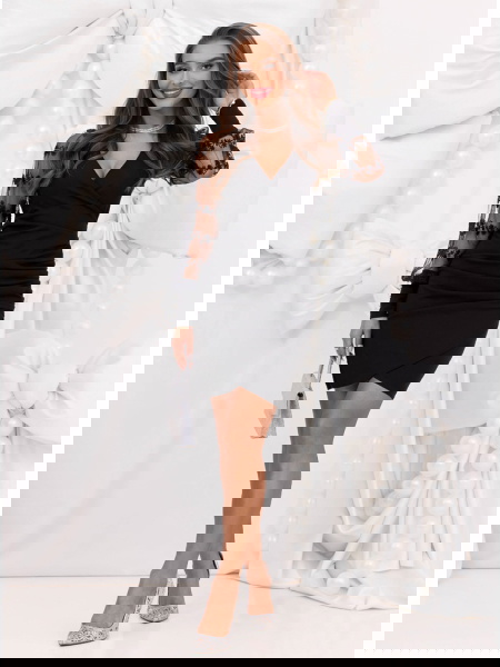 Czarna świąteczna sukienka... 2