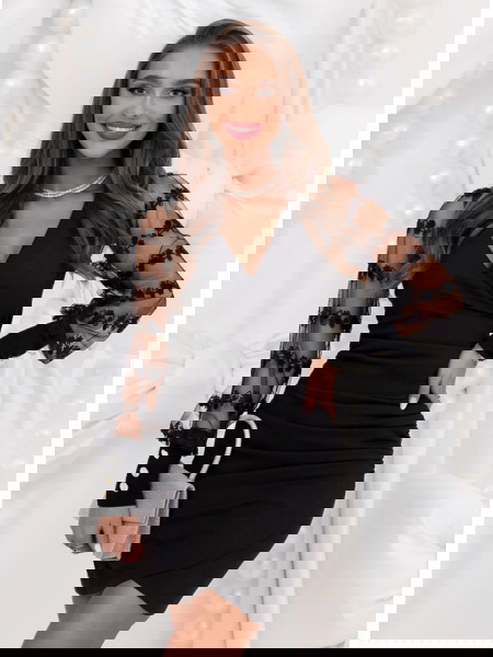 Czarna świąteczna sukienka...