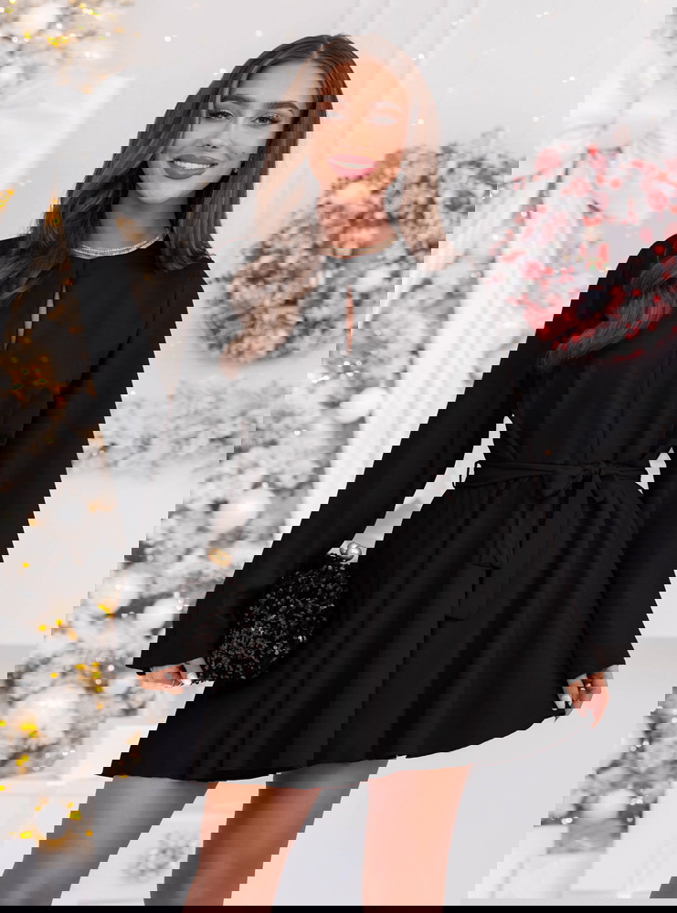 Czarny świąteczny kombinezon jak...