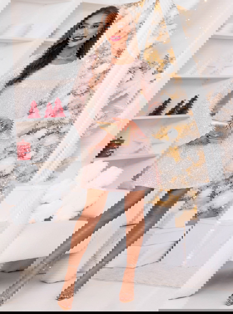 Pudrowa cekinowa sukienka mini na...