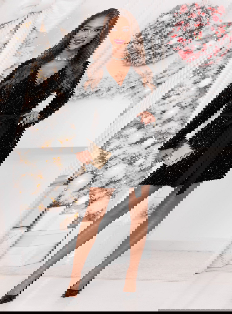 Czarna świąteczna cekinowa sukienka z...