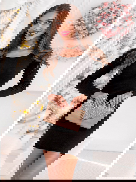 Czarna prążkowana... 2