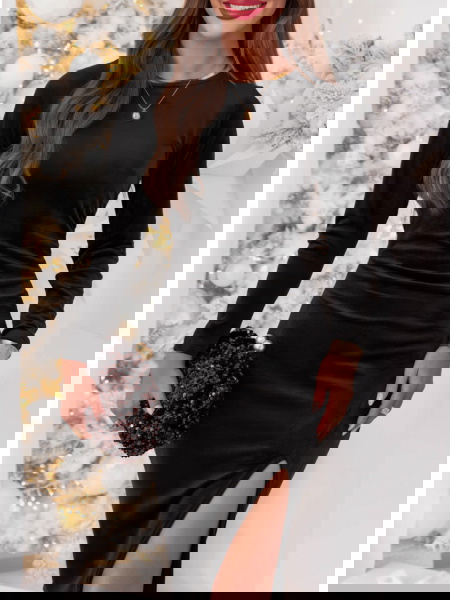 Czarna welurowa dopasowana...