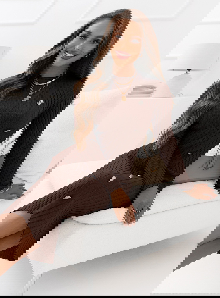 Czekoladowa sweterkowa prążkowana...