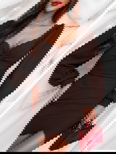 Czekoladowa sukienka na...