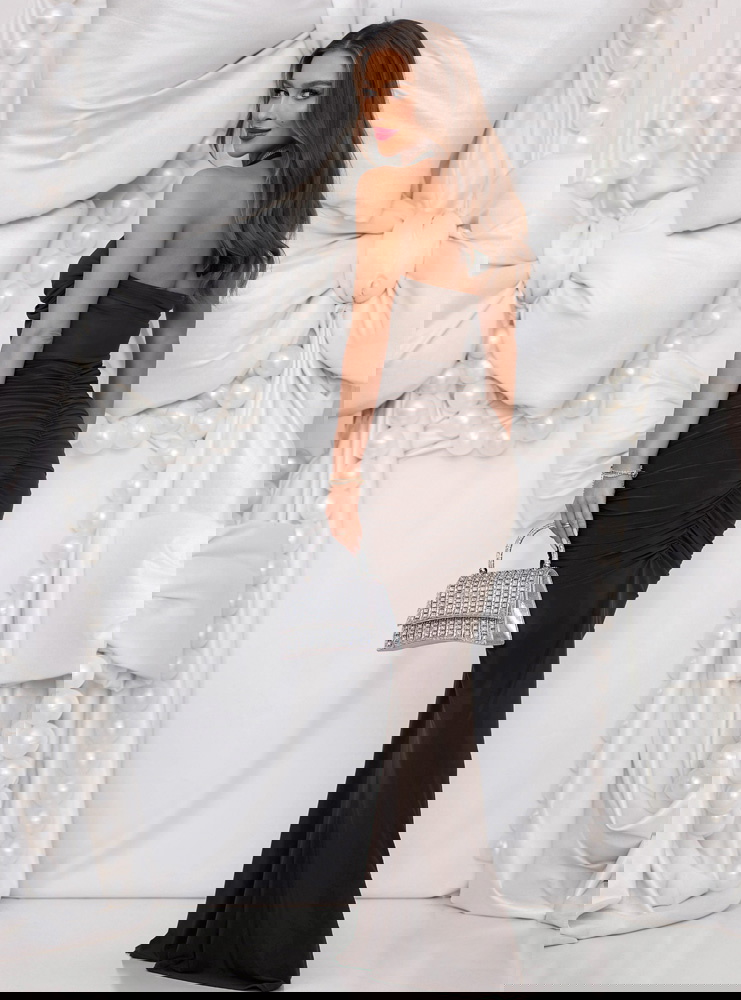 Czekoladowa długa sukienka na święta...