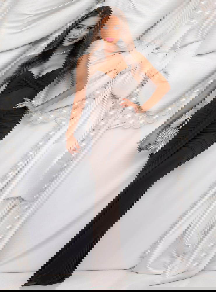 Czekoladowa długa sukienka na święta z wiązaniem Kaelyn