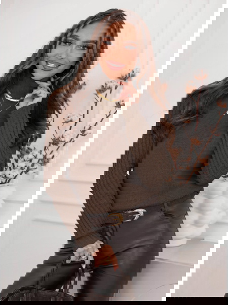 Czekoladowy sweter z golfem... 2