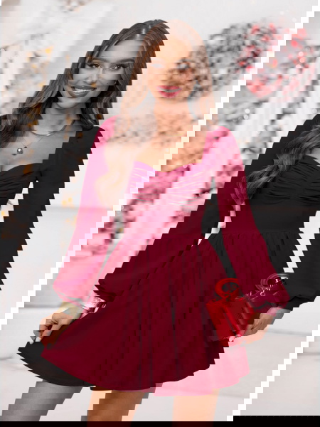 Bordowa rozkloszowana... 2