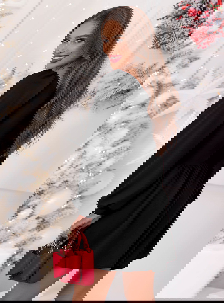 Czarna rozkloszowana świąteczna...