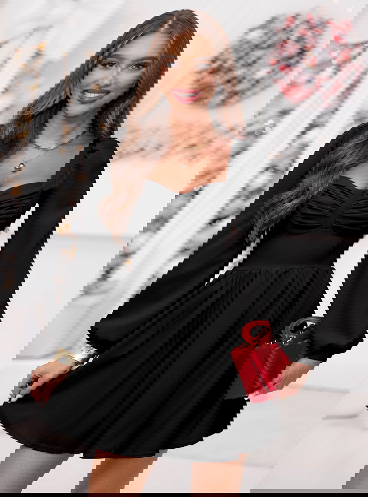 Czarna rozkloszowana świąteczna...