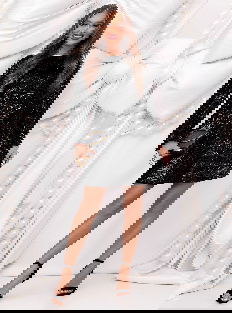 Czarna cekinowa świąteczna sukienka z...