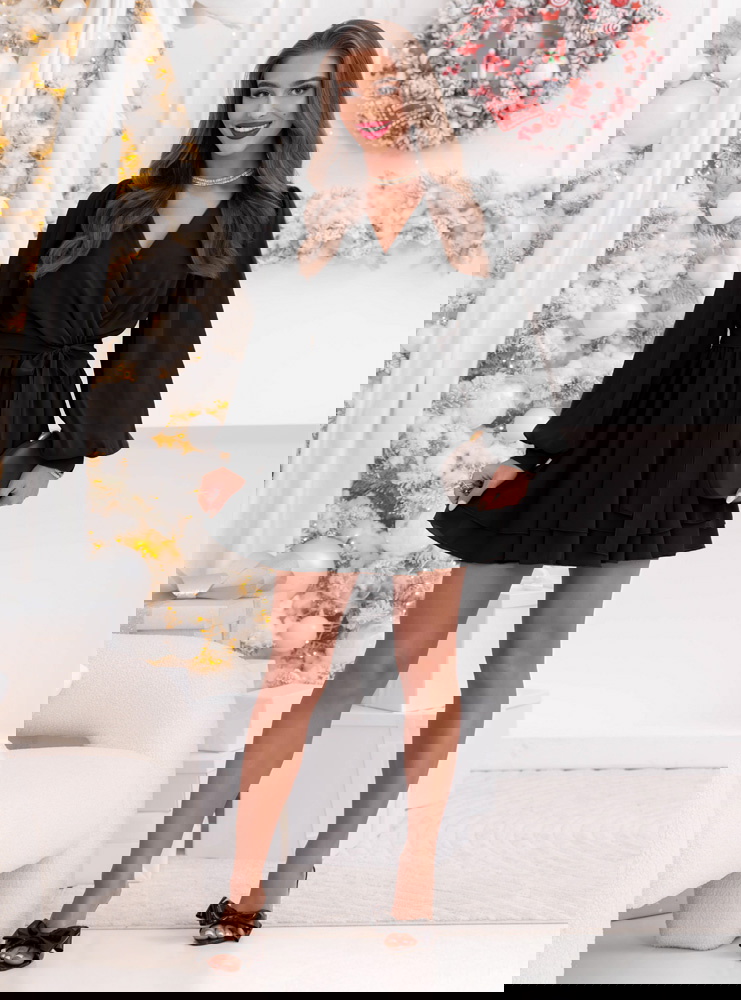 Czarna szyfonowa sukienka mini na...