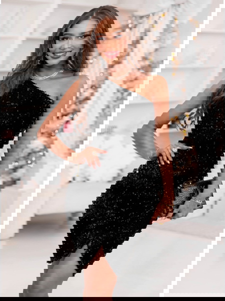 Czarna cekinowa świąteczna...