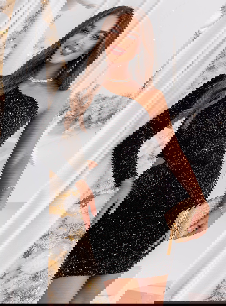 Czarna cekinowa świąteczna sukienka...