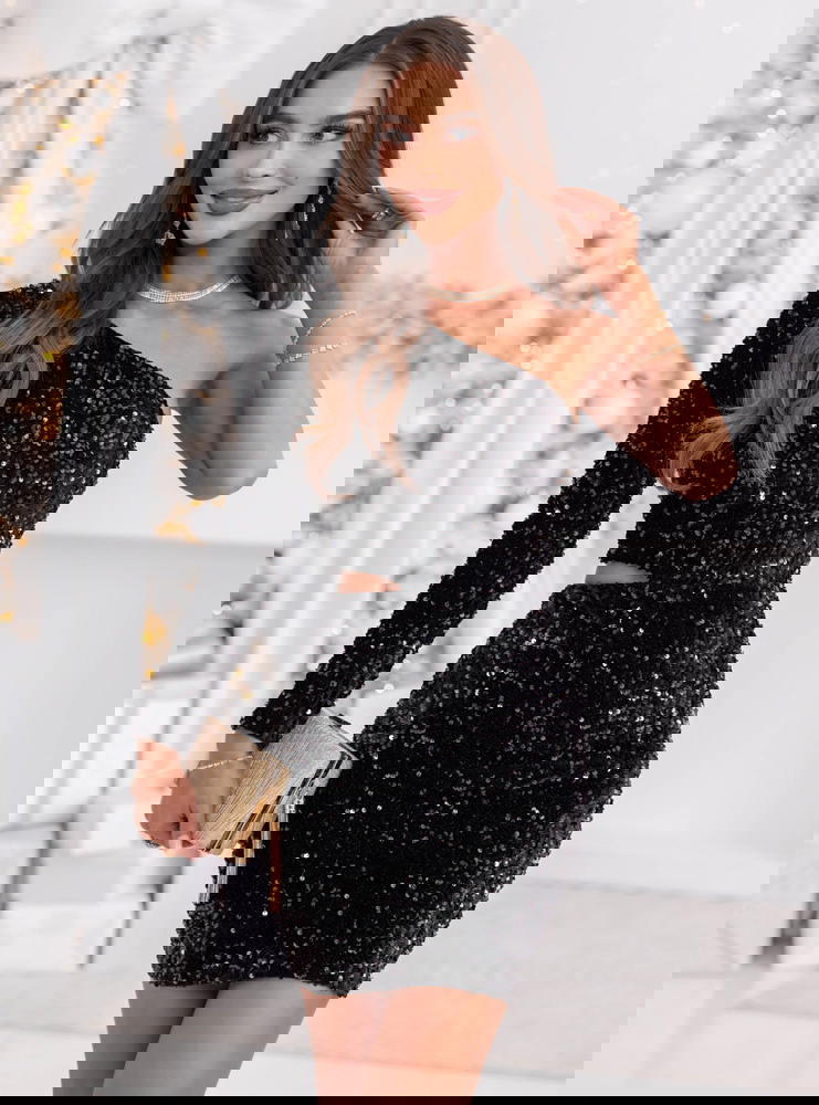 Czarna cekinowa świąteczna sukienka mini Jakayla