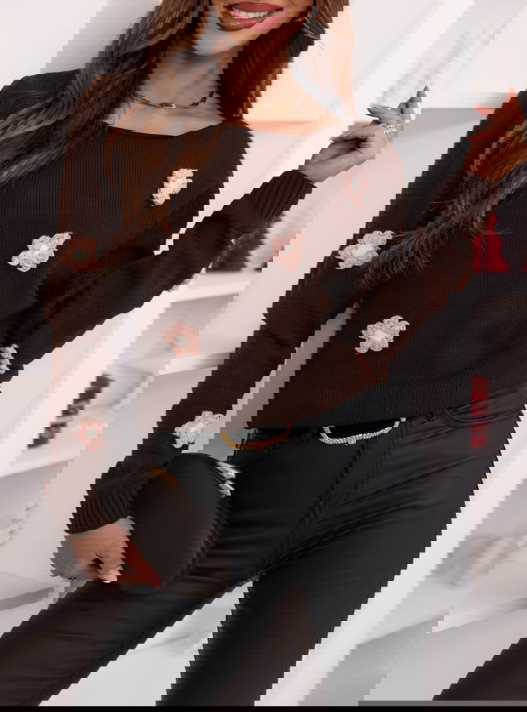 Czekoladowy sweter z ozdobnymi...