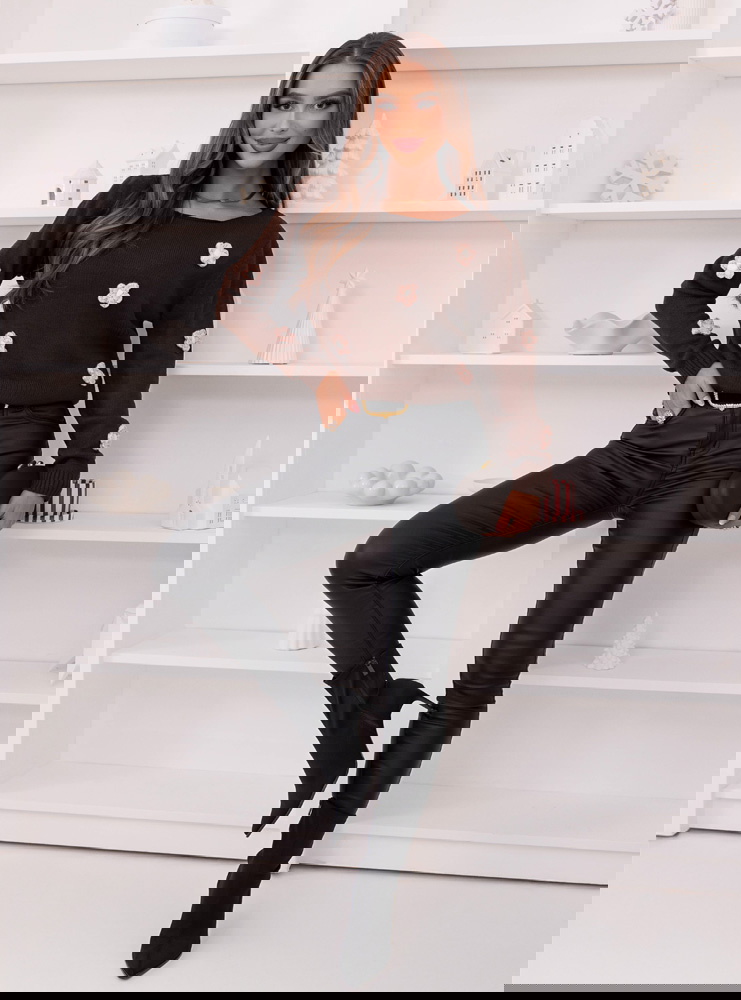 Czekoladowy sweter z ozdobnymi...