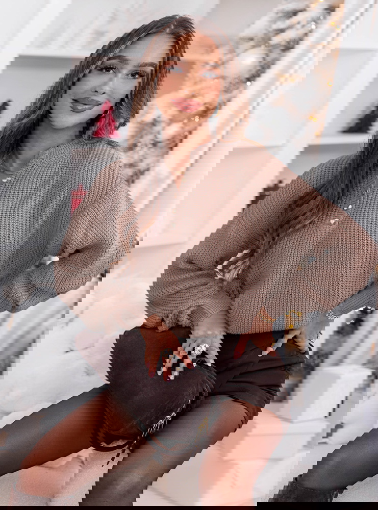 Sweter oversize z guzikami Totiyana -...