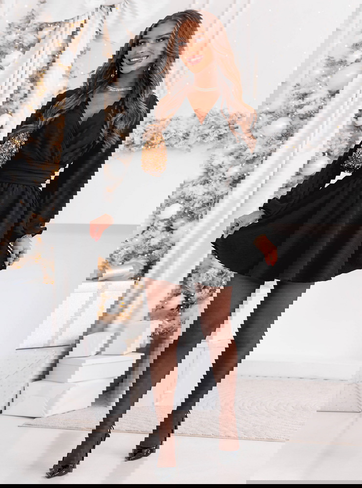 Czarny kombinezon jak sukienka na...