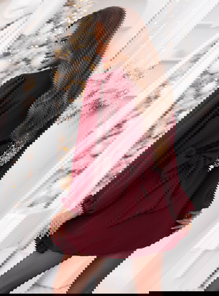 Bordowy kombinezon jak sukienka na...