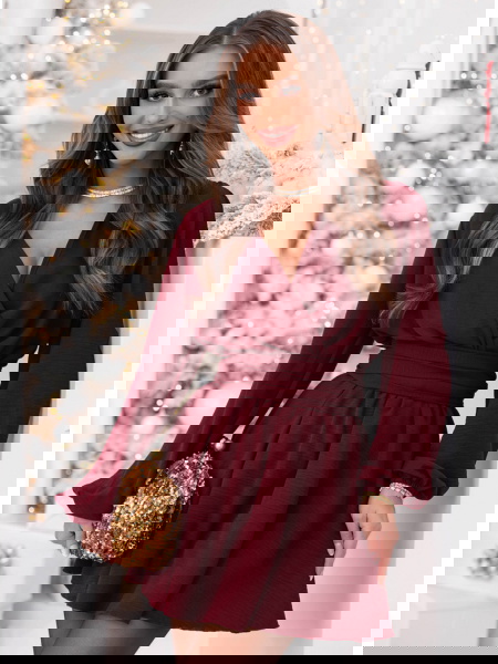 Bordowy kombinezon jak... 2