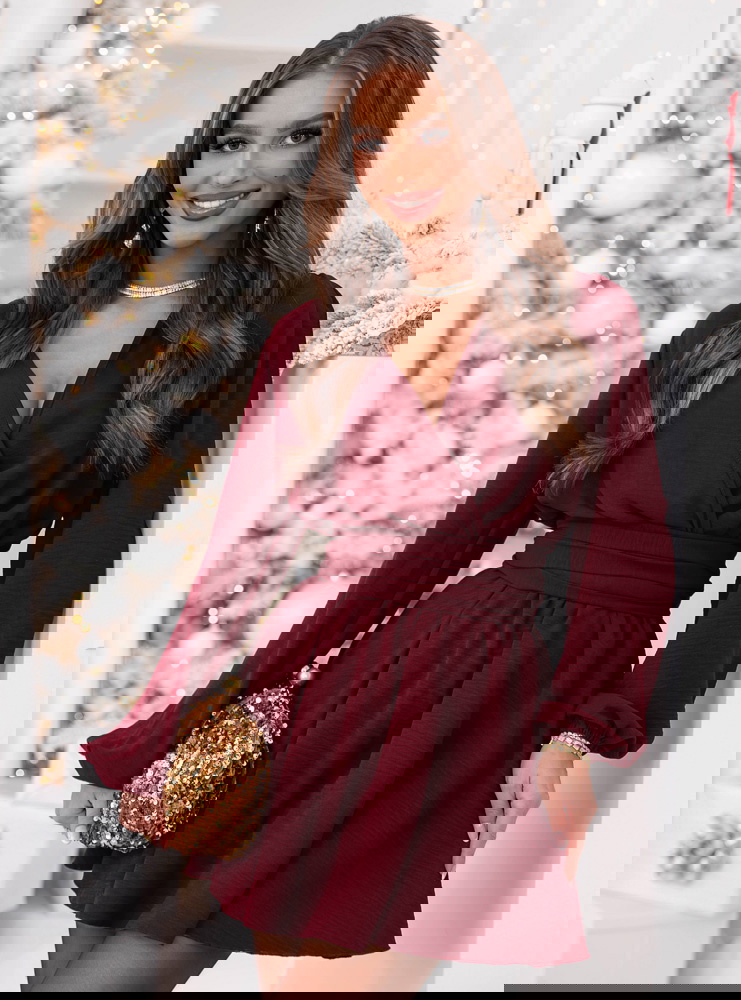 Bordowy kombinezon jak sukienka na...