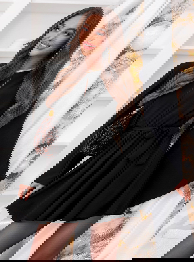 Czarny kombinezon jak sukienka na...