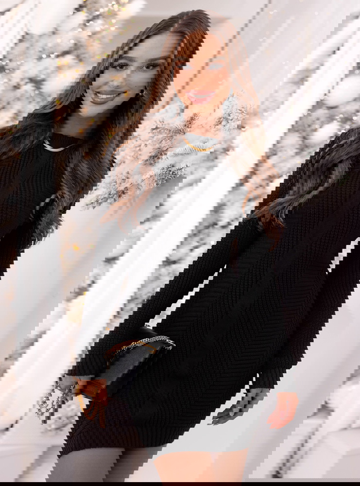 Czarna swetrowa sukienka z...