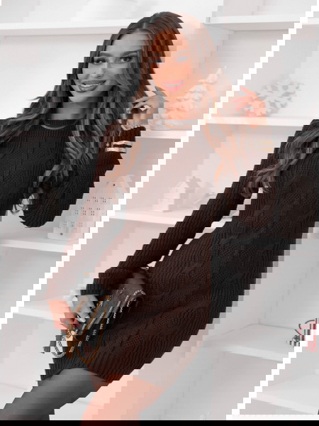 Czekoladowa sweterowa...