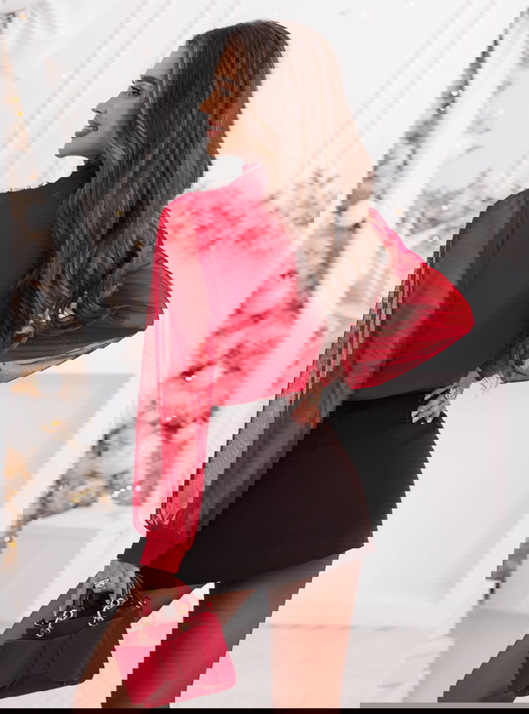 Malinowa bluzka z tiulowymi rękawami...