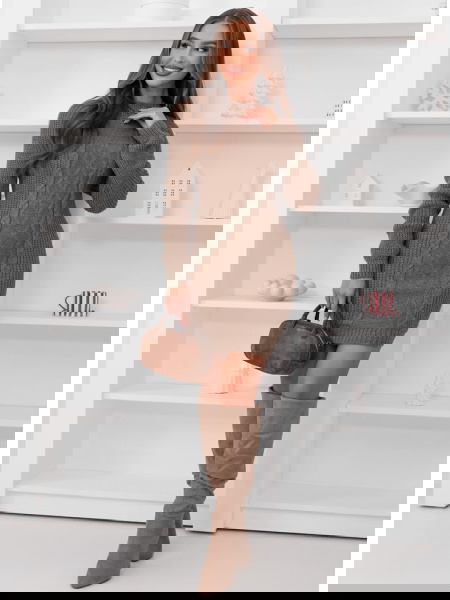 Swetrowa sukienka z... 2