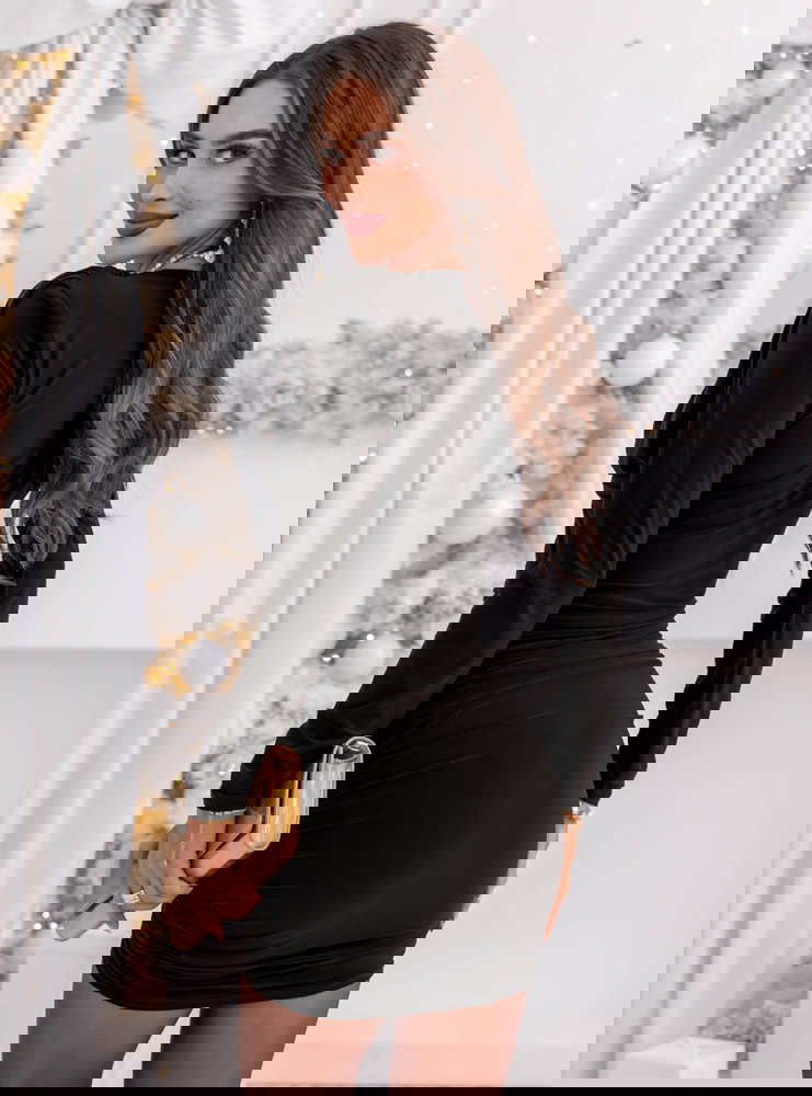 Czarna świąteczna sukienka mini z...