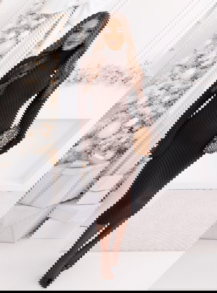 Czekoladowa dopasowana sukienka z golfem Clemency