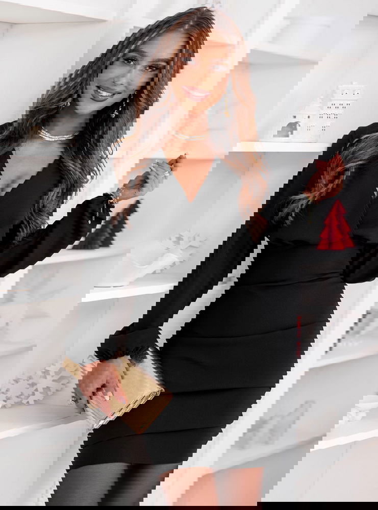 Czarna sukienka mini na święta z...