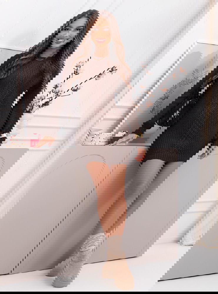 Czekoladowa swetrowa sukienka z...