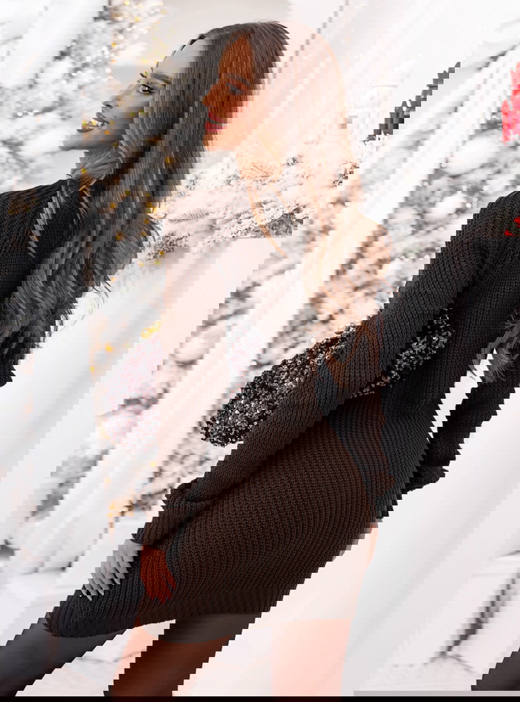 Czekoladowa swetrowa sukienka mini...