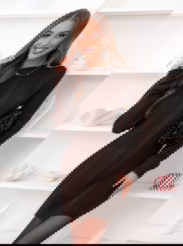 Czekoladowa swetrowa sukienka mini...