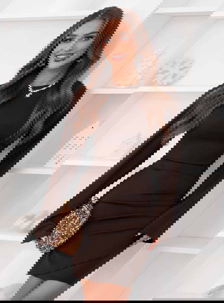 Czekoladowa dopasowana sukienka mini...