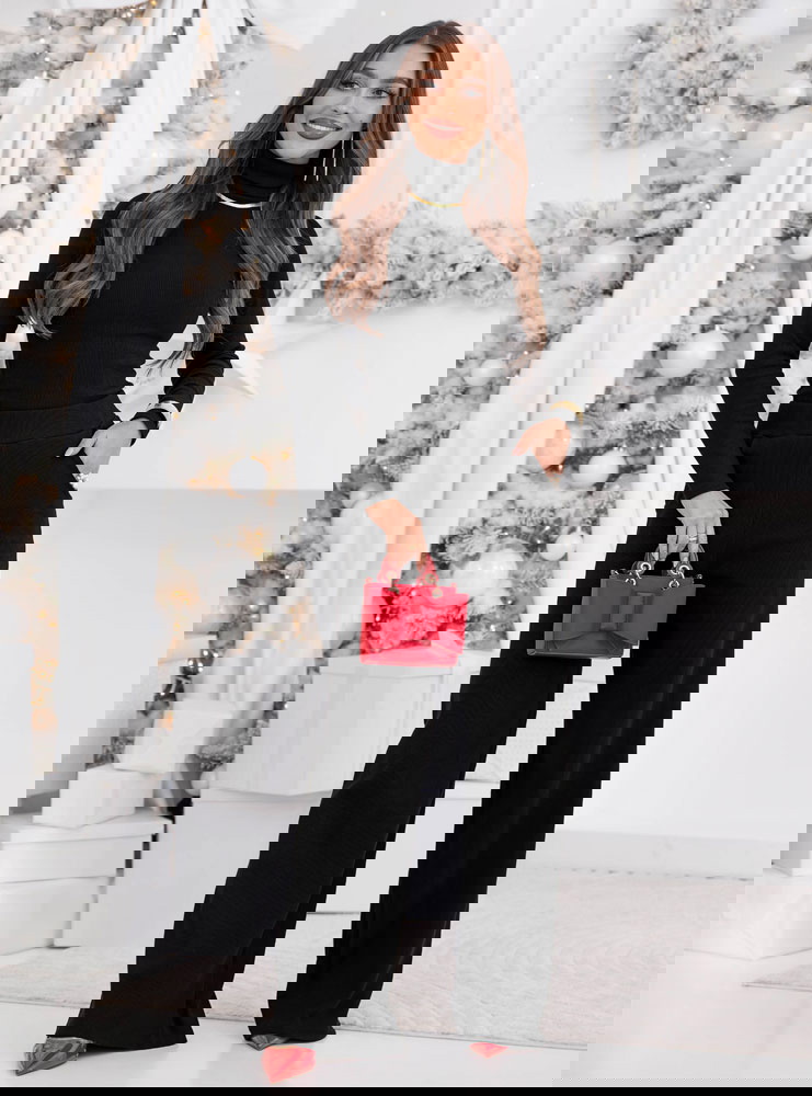 Czarny prążkowany komplet bluzka z...