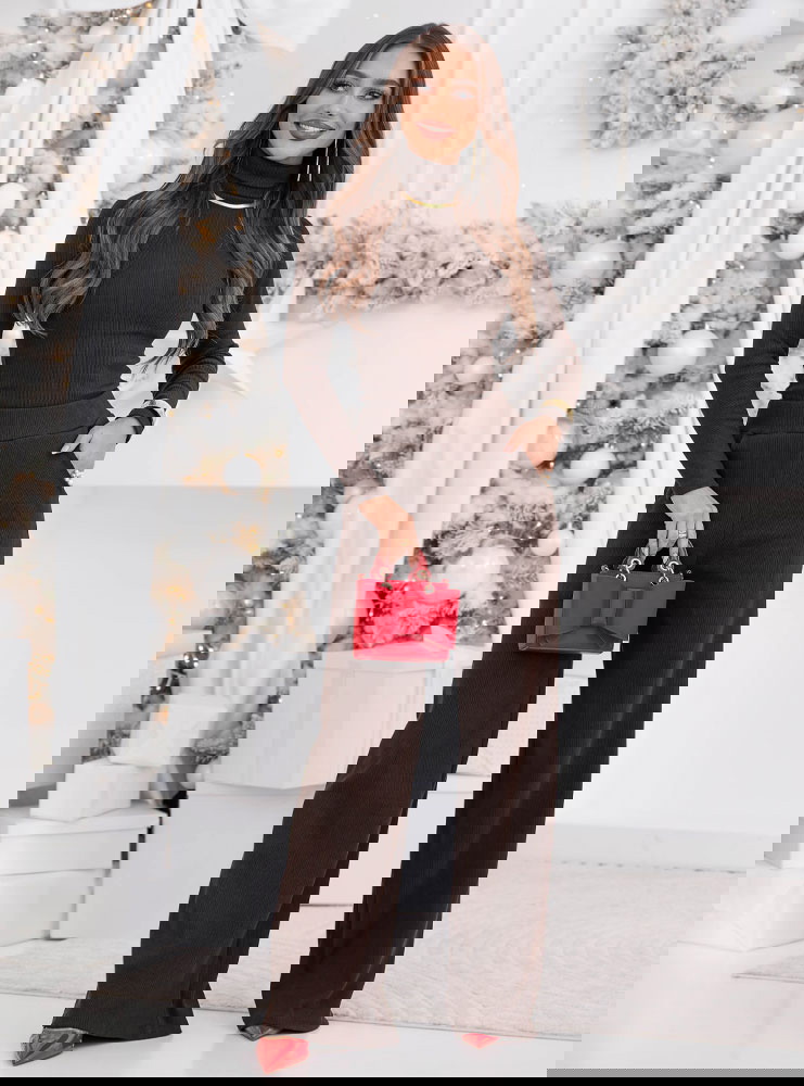 Czekoladowy prążkowany komplet bluzka...